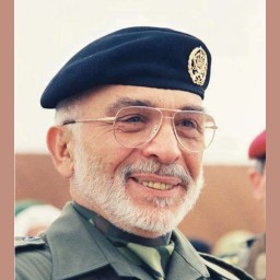 الملك الحسين بن طلال بن عبدالله العوني العبدلي الحسني العلوي الهاشمي القرشي الخندفي 